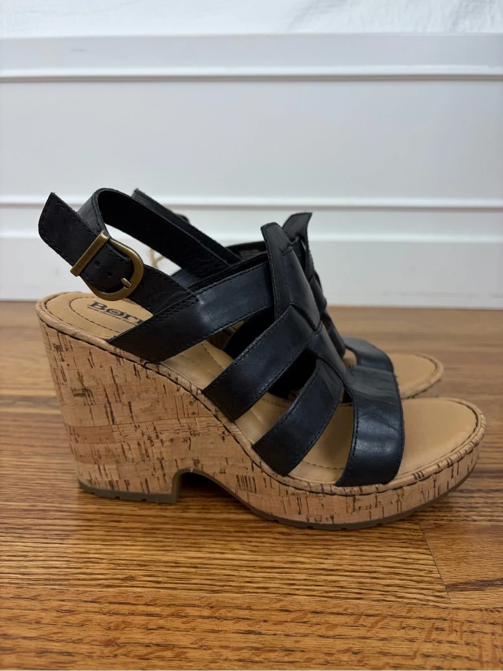 NWT Børn BERNESE Black Leather Strappy Cork Wedge Sandals (10)